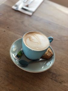 Restaurant Strandpaviljoen Zeemeeuw Muiderberg Koffie met gebak