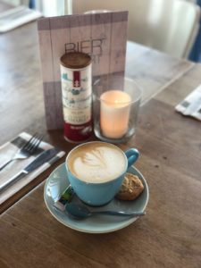 Restaurant Zeemeeuw Muiderberg Koffie Strand