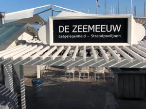 Restaurant Strandtent Muiderberg - Entree terras Zeemeeuw