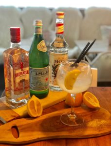 Cocktail bij Restaurant Muiderberg - Strandpaviljoen de Zeemeeuw