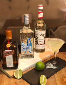 Cocktails bij Restaurant Strandpaviljoen De Zeemeeuw Muiderberg