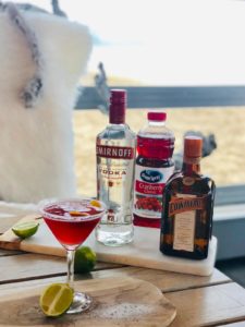 Restaurant Strandpaviljoen De Zeemeeuw Muiderberg Cocktails